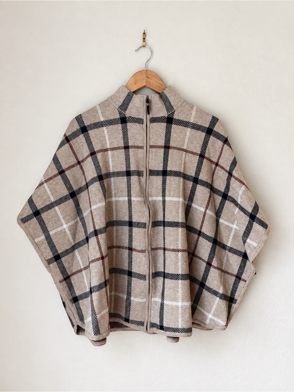 Tahari Plaid Zip Front Cape Poncho Jacket L/XL